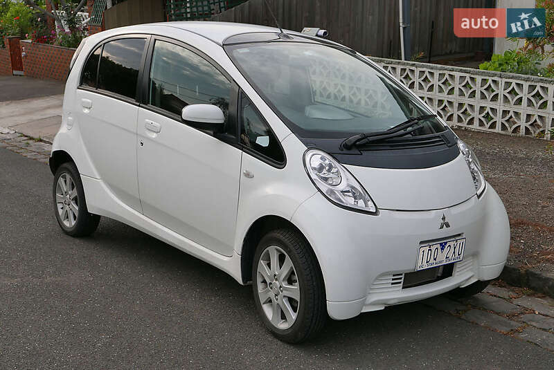 2015 mitsubishi i-miev