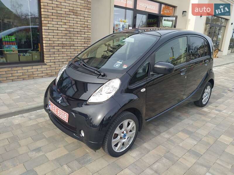 2016 mitsubishi i-miev