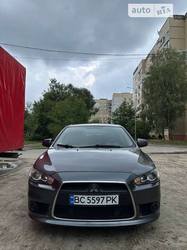 2009 mitsubishi lancer