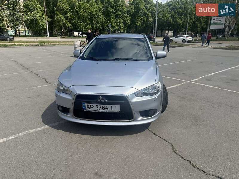 2010 mitsubishi lancer