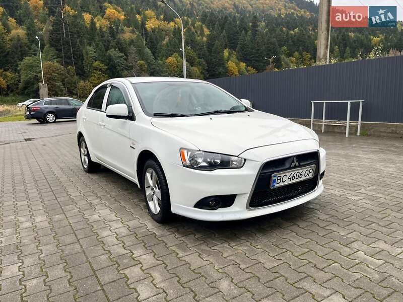 2011 mitsubishi lancer