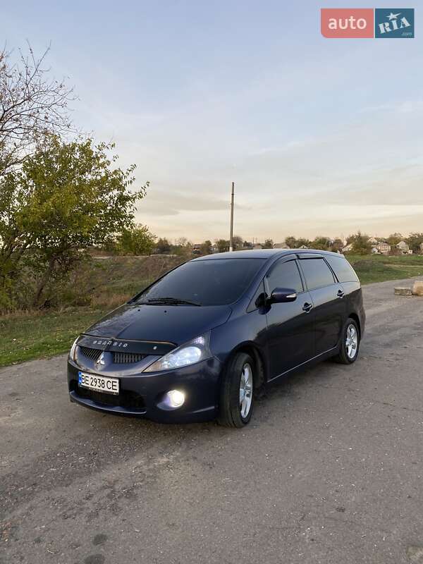 2006 mitsubishi grandis