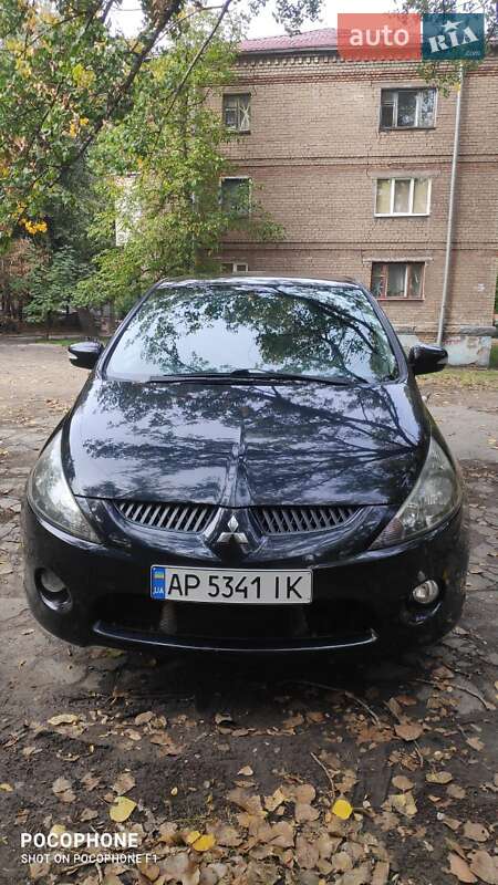 2005 mitsubishi grandis