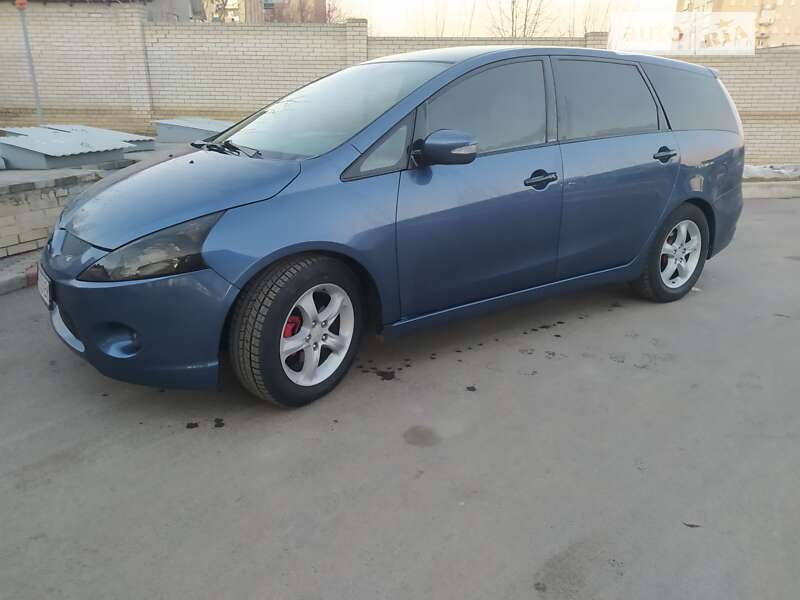 2006 mitsubishi grandis