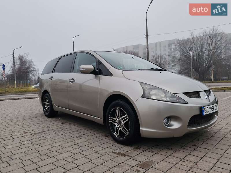 2006 mitsubishi grandis