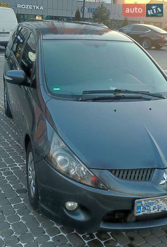 2006 mitsubishi grandis