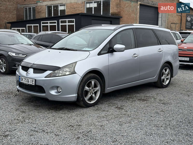 2008 mitsubishi grandis