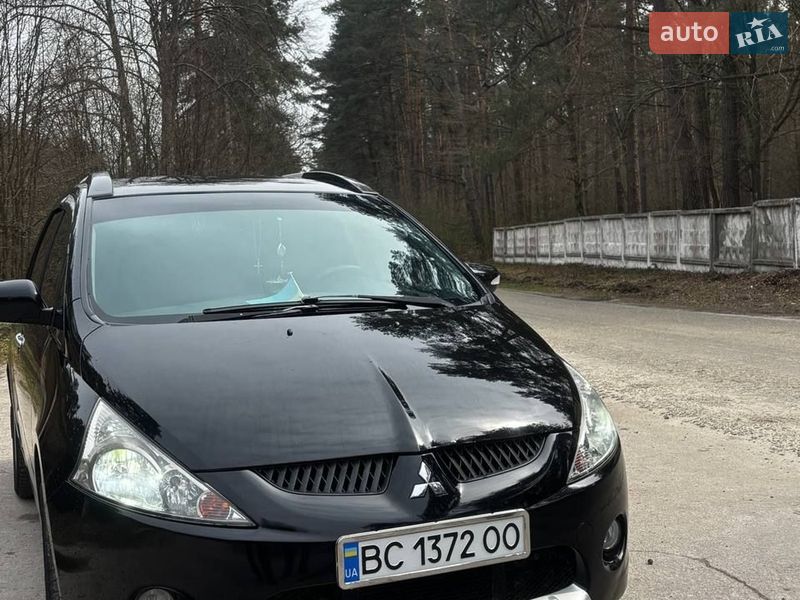 2007 mitsubishi grandis
