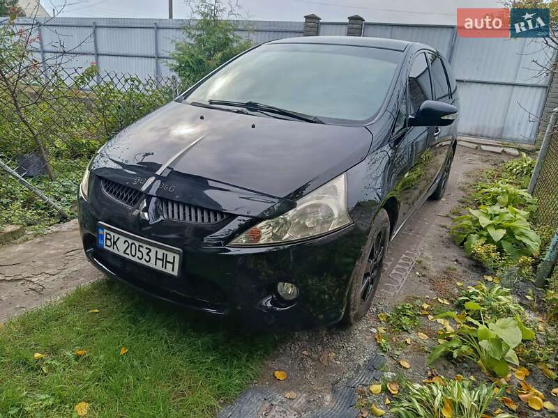 2008 mitsubishi grandis