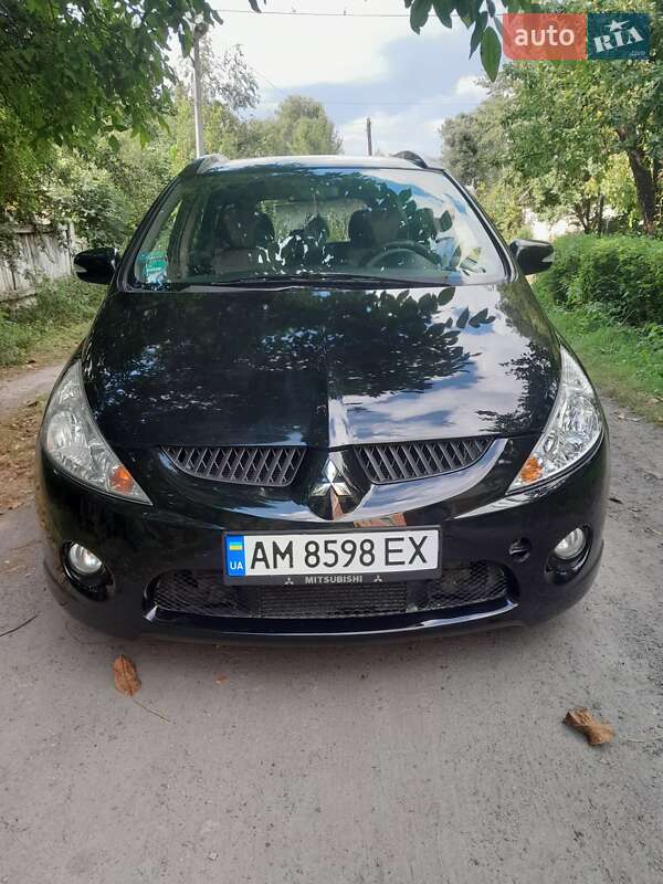 2008 mitsubishi grandis