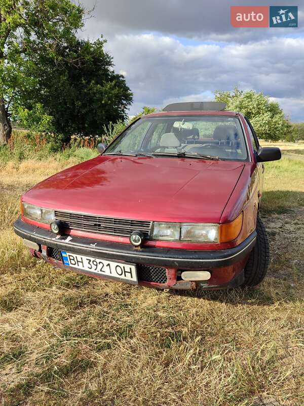 1989 mitsubishi lancer