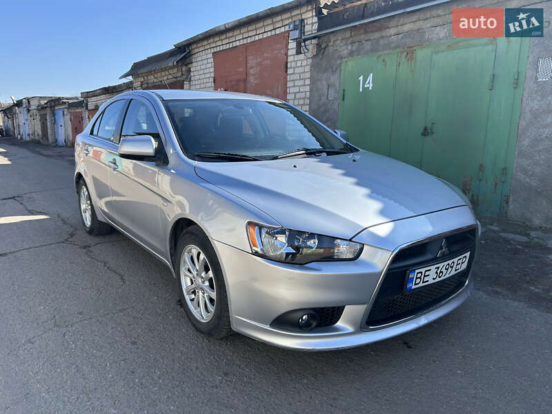 2011 mitsubishi lancer