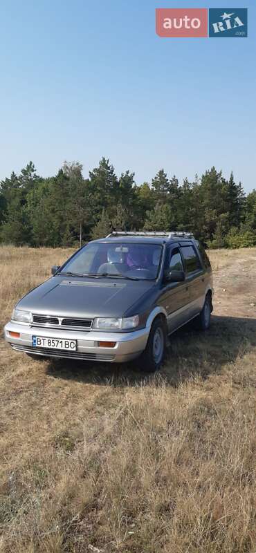 1993 mitsubishi space wagon