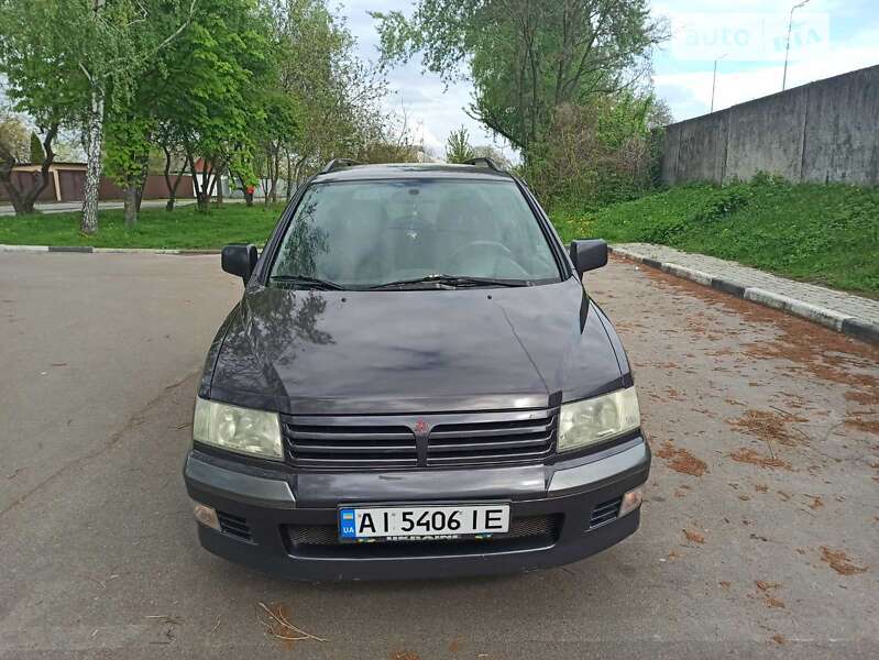 2001 mitsubishi space wagon