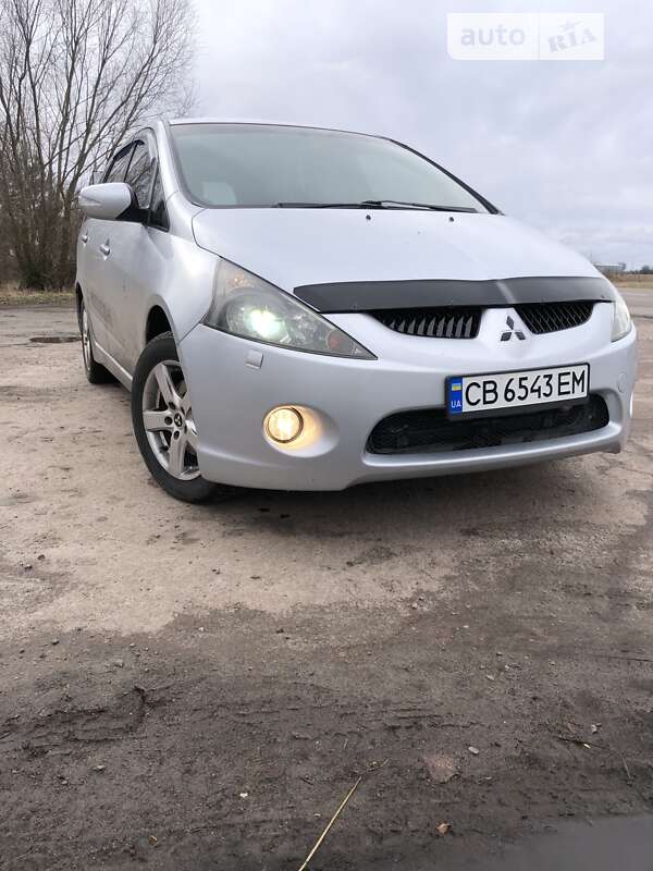 2006 mitsubishi grandis