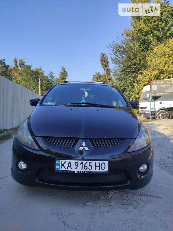 2006 mitsubishi grandis