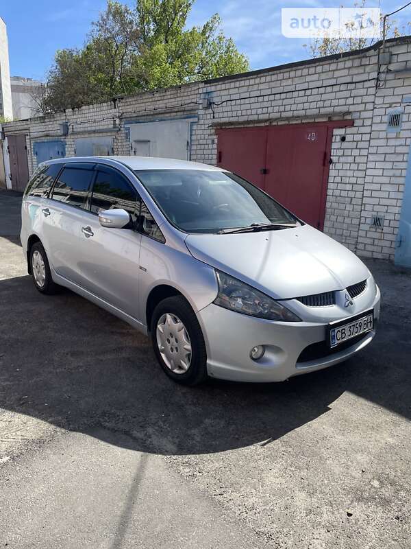 2006 mitsubishi grandis