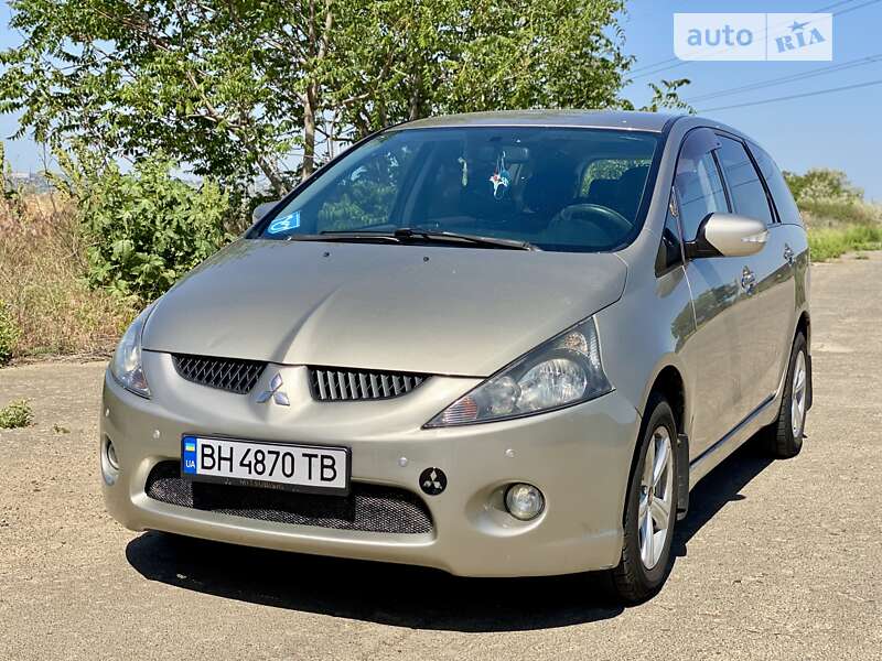 2006 mitsubishi grandis