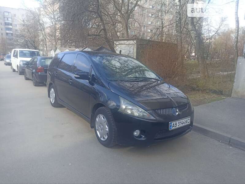 2007 mitsubishi grandis