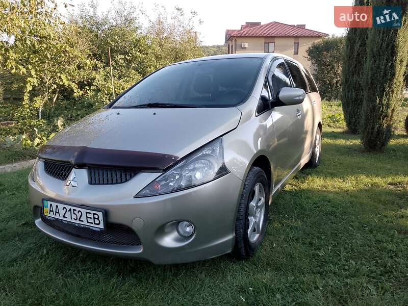 2007 mitsubishi grandis