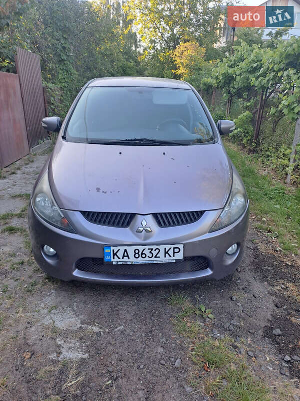 2007 mitsubishi grandis