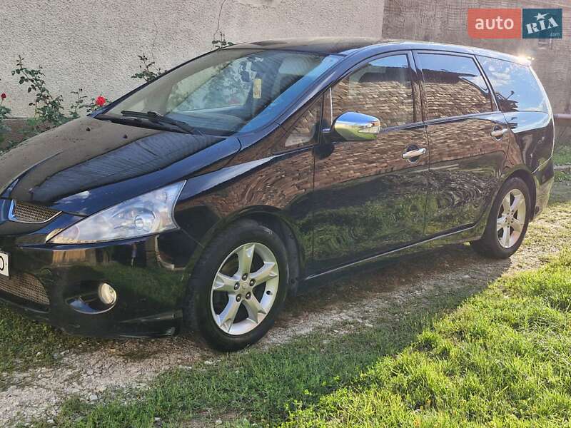 2007 mitsubishi grandis