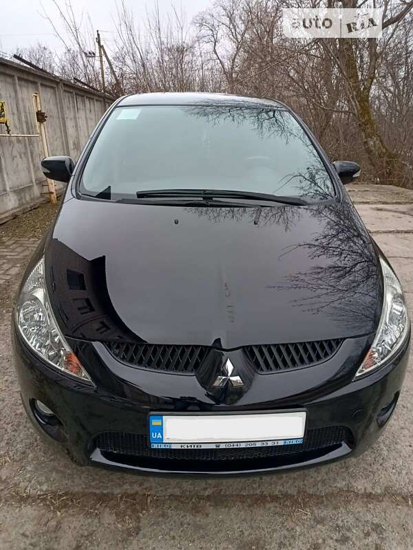 2009 mitsubishi grandis