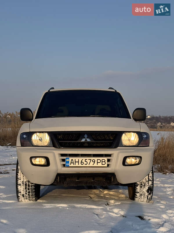 2001 mitsubishi pajero