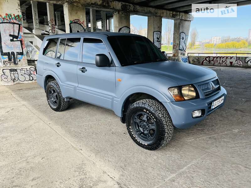 2001 mitsubishi pajero