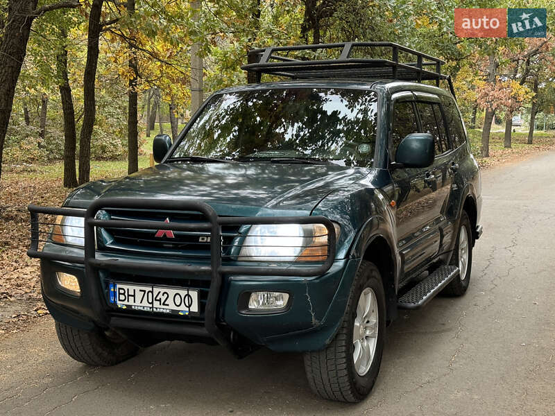 2000 mitsubishi pajero