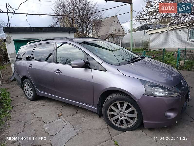 2004 mitsubishi grandis