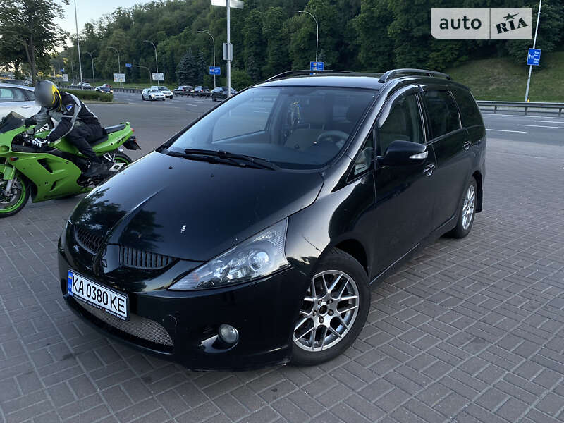 2004 mitsubishi grandis