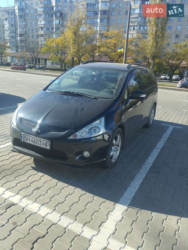 2004 mitsubishi grandis