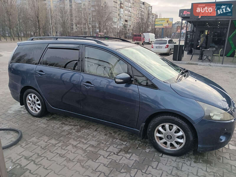 2004 mitsubishi grandis