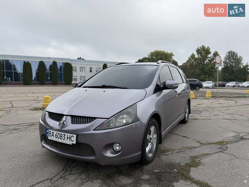 2004 mitsubishi grandis