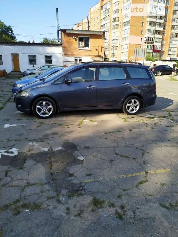 2005 mitsubishi grandis