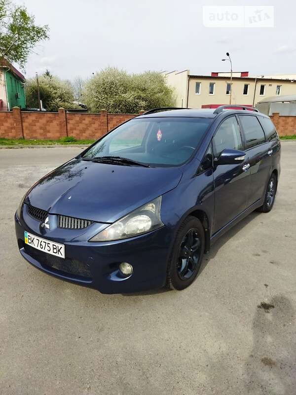 2006 mitsubishi grandis