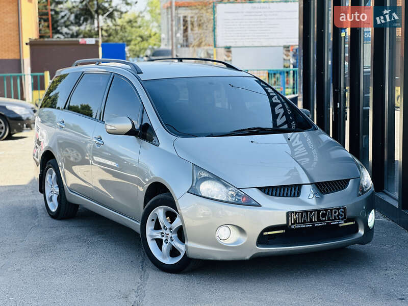 2006 mitsubishi grandis