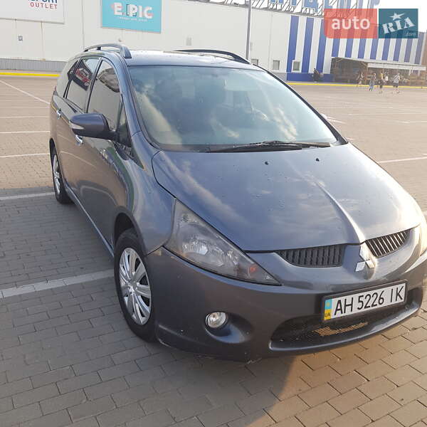 2006 mitsubishi grandis