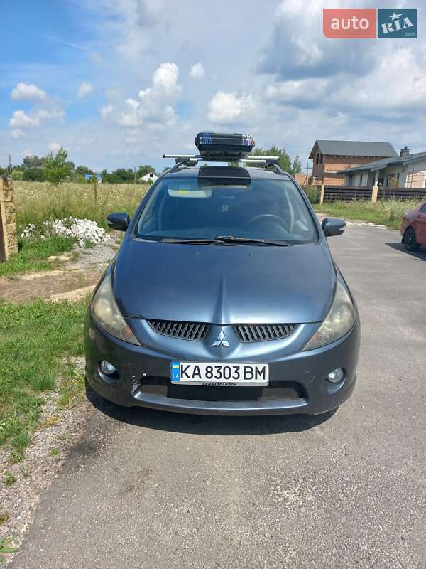 2006 mitsubishi grandis