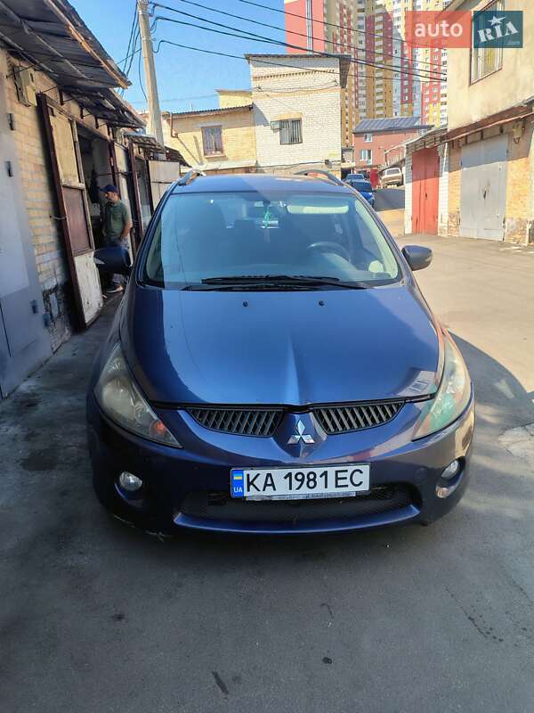 2007 mitsubishi grandis