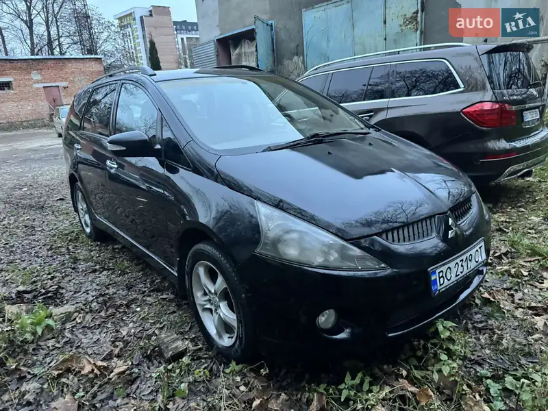 2007 mitsubishi grandis