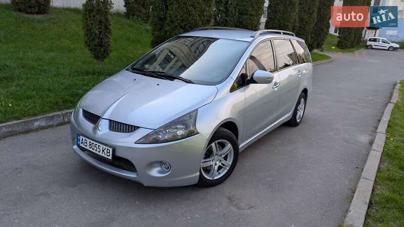2007 mitsubishi grandis