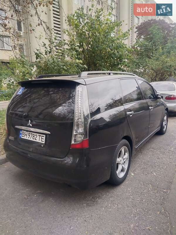 2007 mitsubishi grandis