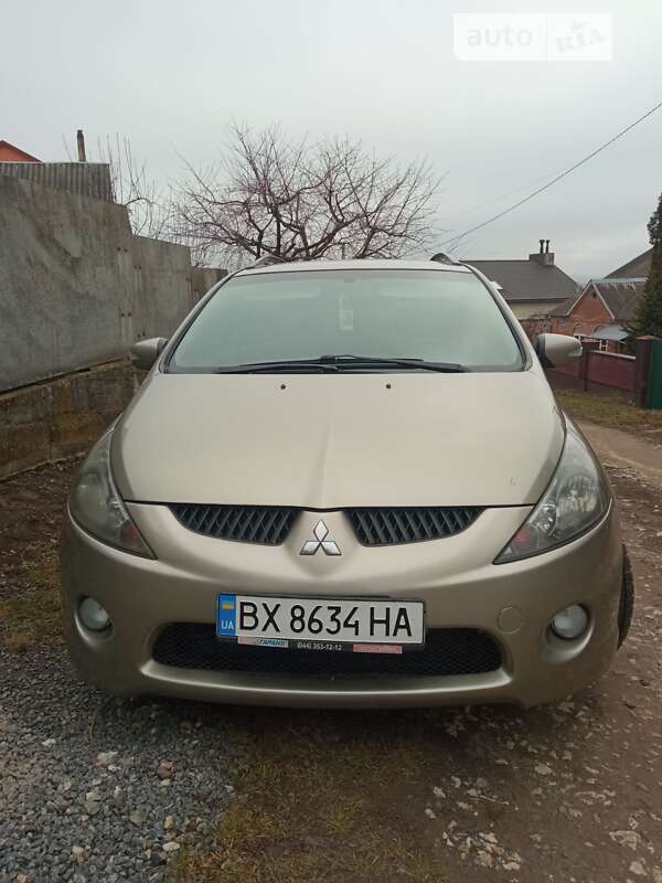 2007 mitsubishi grandis