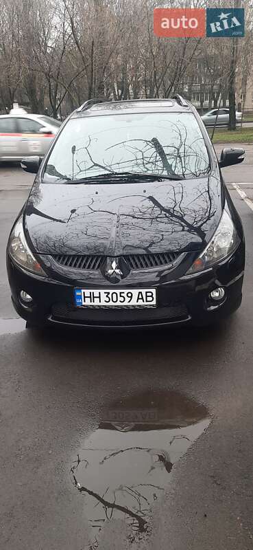 2007 mitsubishi grandis
