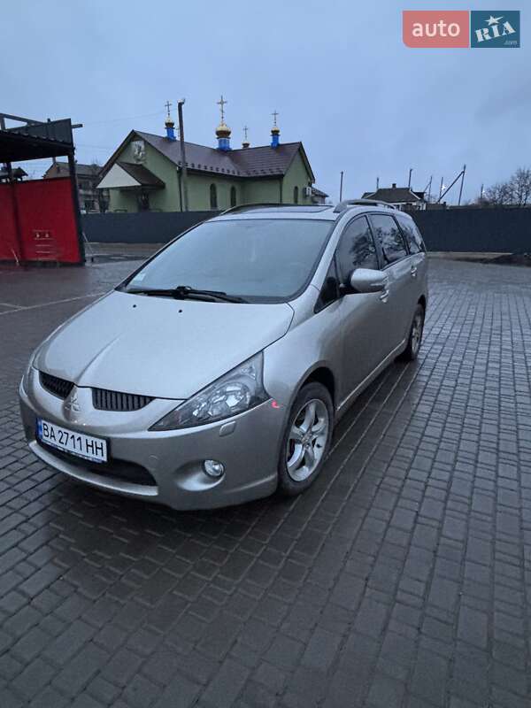 2007 mitsubishi grandis