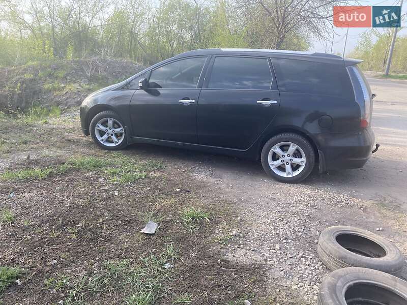 2007 mitsubishi grandis