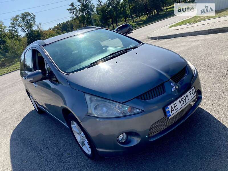 2008 mitsubishi grandis