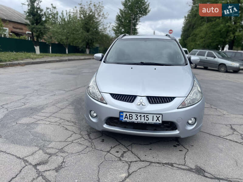 2008 mitsubishi grandis